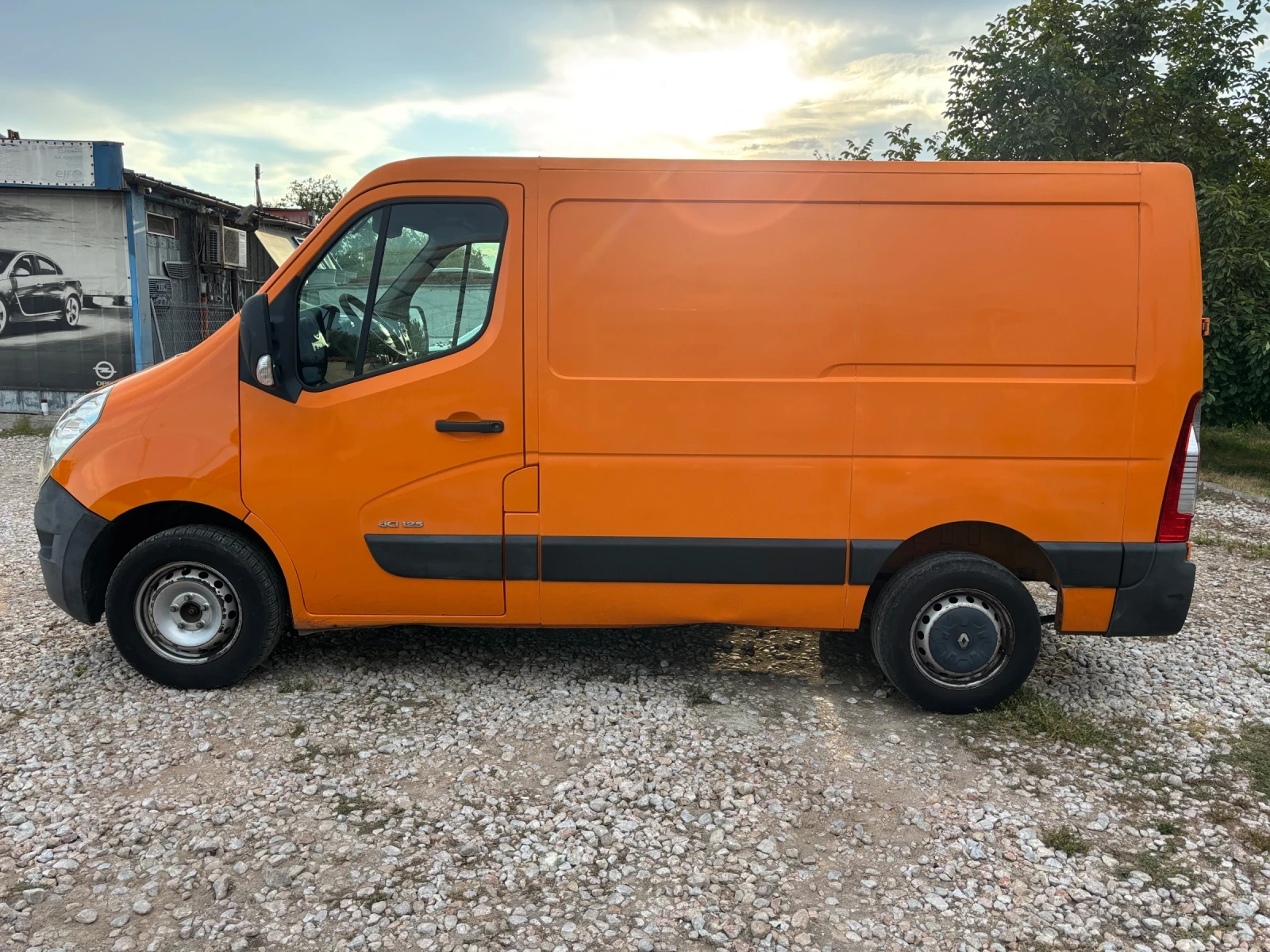 Renault Master 2.3 DCI, снимка 4 - Бусове и автобуси - 55986599