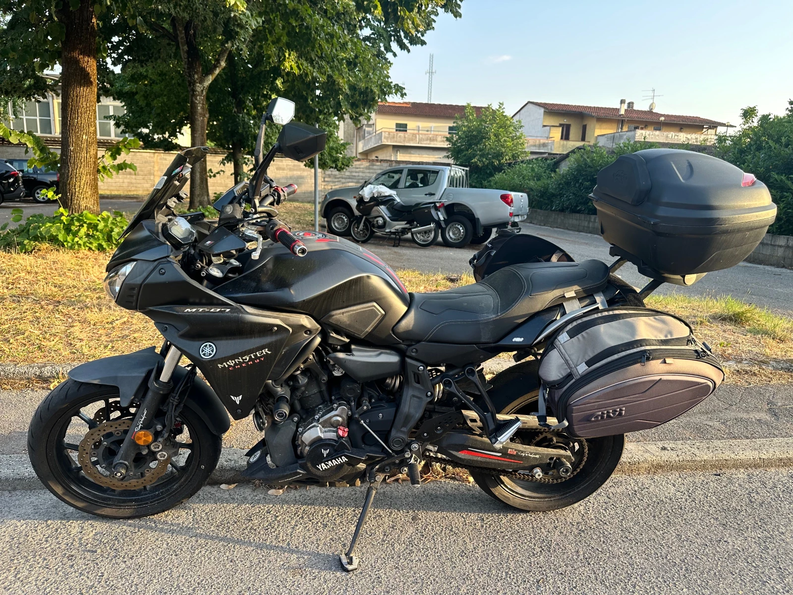Yamaha Mt-07 Tracer 03.2017г., снимка 15 - Мотоциклети и мототехника - 55396356