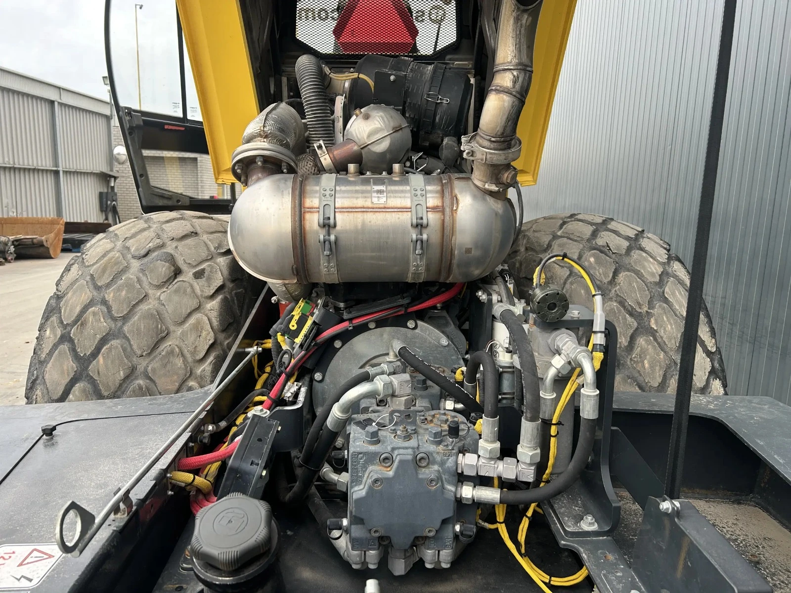 Валяк BOMAG BW 213 D ЛИЗИНГ - изображение 5