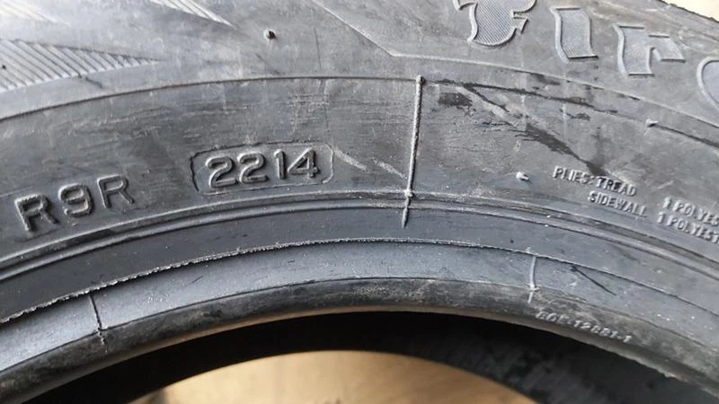 Гуми Зимни 185/60R15, снимка 5 - Гуми и джанти - 28489985