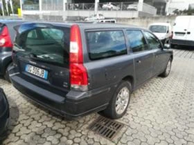 Volvo V70 2.4 D5/AUTOMAT ЗА ЧАСТИ , снимка 7