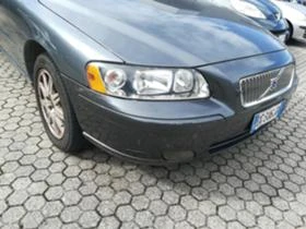 Volvo V70 2.4 D5/AUTOMAT ЗА ЧАСТИ , снимка 1