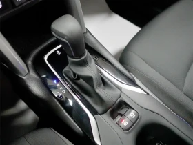 Toyota Corolla Cross LE AWD LaneDep Heated Steering CarPlay, снимка 15
