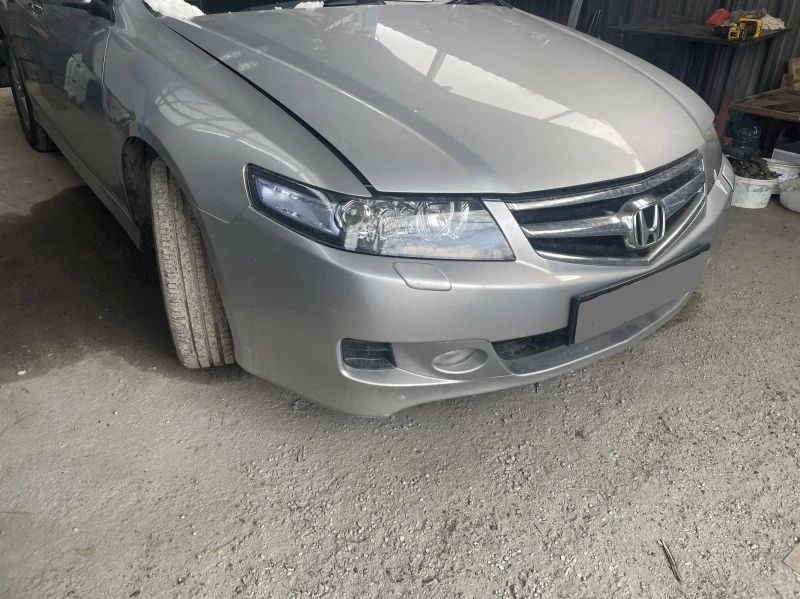 Honda Accord 2.4 i VTEC, снимка 2 - Автомобили и джипове - 35339468