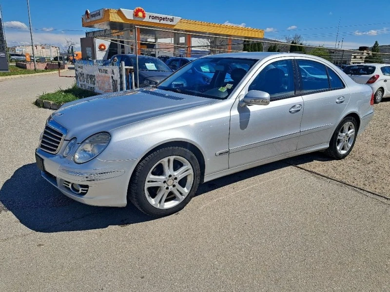 Mercedes-Benz E 280, снимка 3 - Автомобили и джипове - 40436859