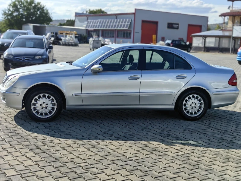 Mercedes-Benz E 220 Автоматик Регистрация , снимка 3 - Автомобили и джипове - 47258418