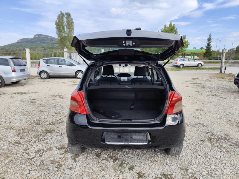 Toyota Yaris 1.0 бензин Италия, снимка 7 - Автомобили и джипове - 47361842