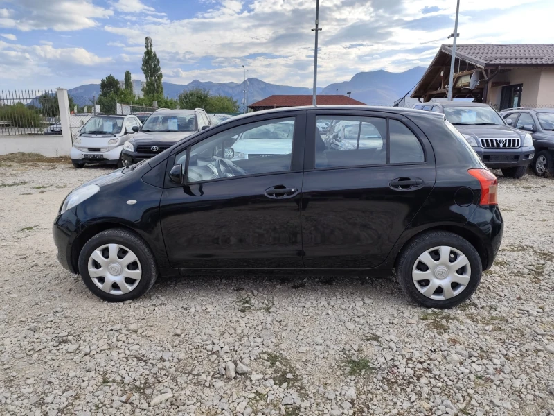 Toyota Yaris 1.0 бензин Италия, снимка 9 - Автомобили и джипове - 47361842