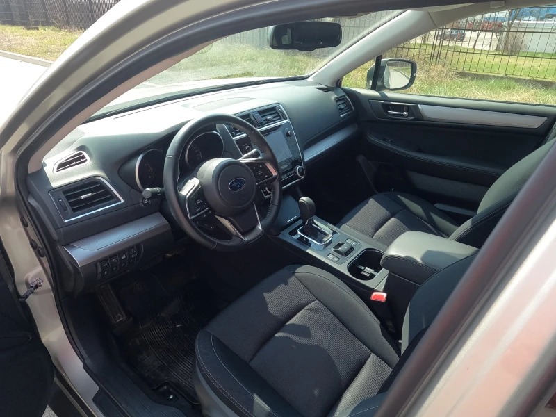 Subaru Outback 2.5i CVT, снимка 9 - Автомобили и джипове - 47394264