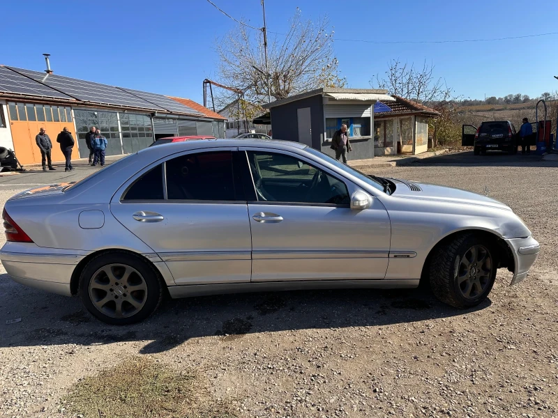 Mercedes-Benz 220, снимка 3 - Автомобили и джипове - 47890210