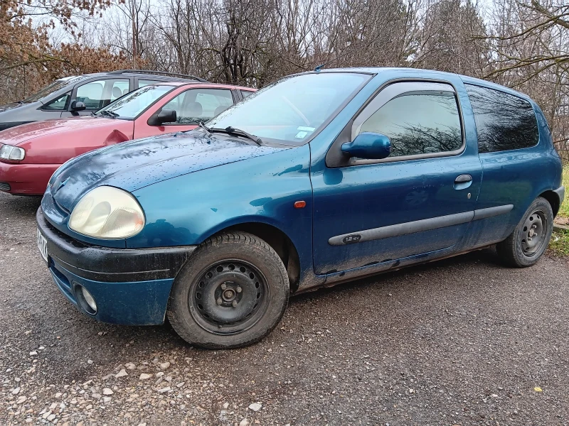 Renault Clio 3 бр, снимка 1 - Автомобили и джипове - 48745234