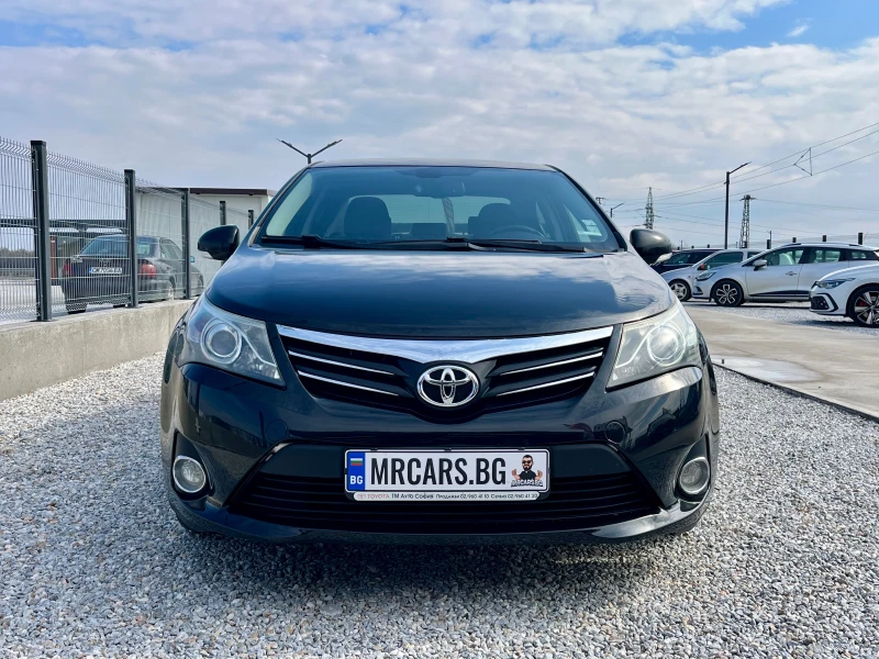 Toyota Avensis 2.2 D-4D, снимка 2 - Автомобили и джипове - 49355727