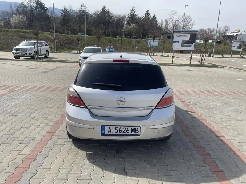 Opel Astra, снимка 6 - Автомобили и джипове - 49597117