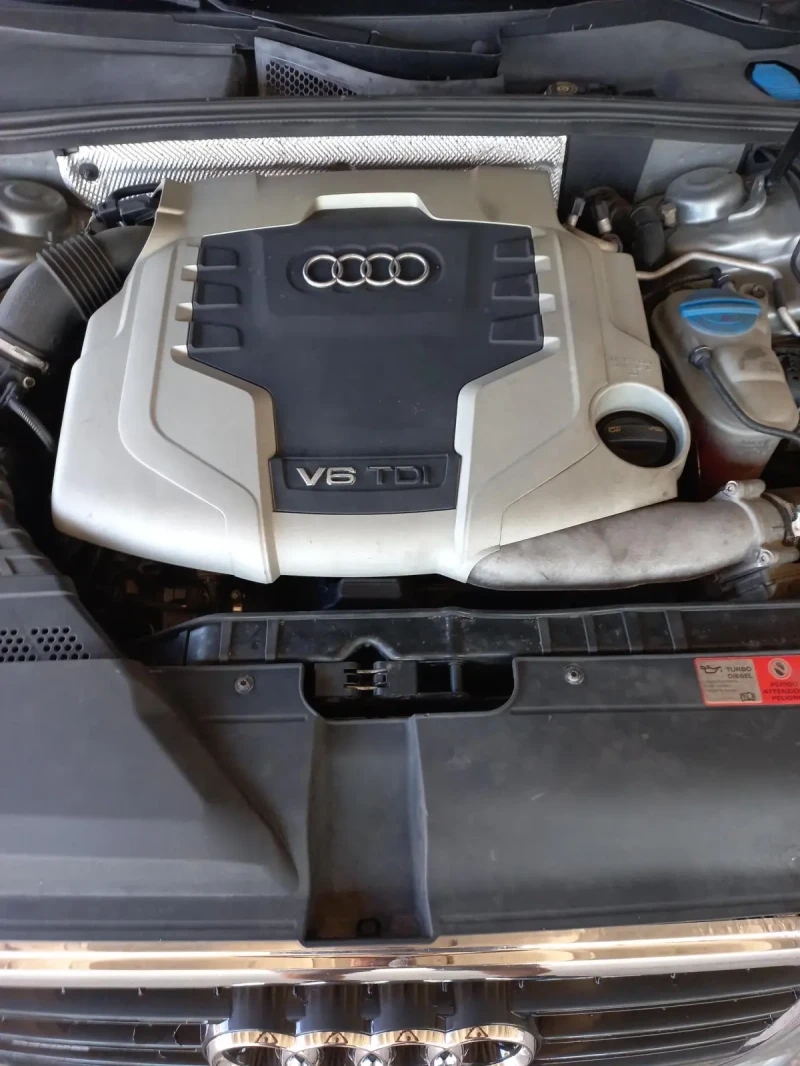 Audi A4 3.0 TDI QUATRO DISTRONIK, снимка 3 - Автомобили и джипове - 51768126