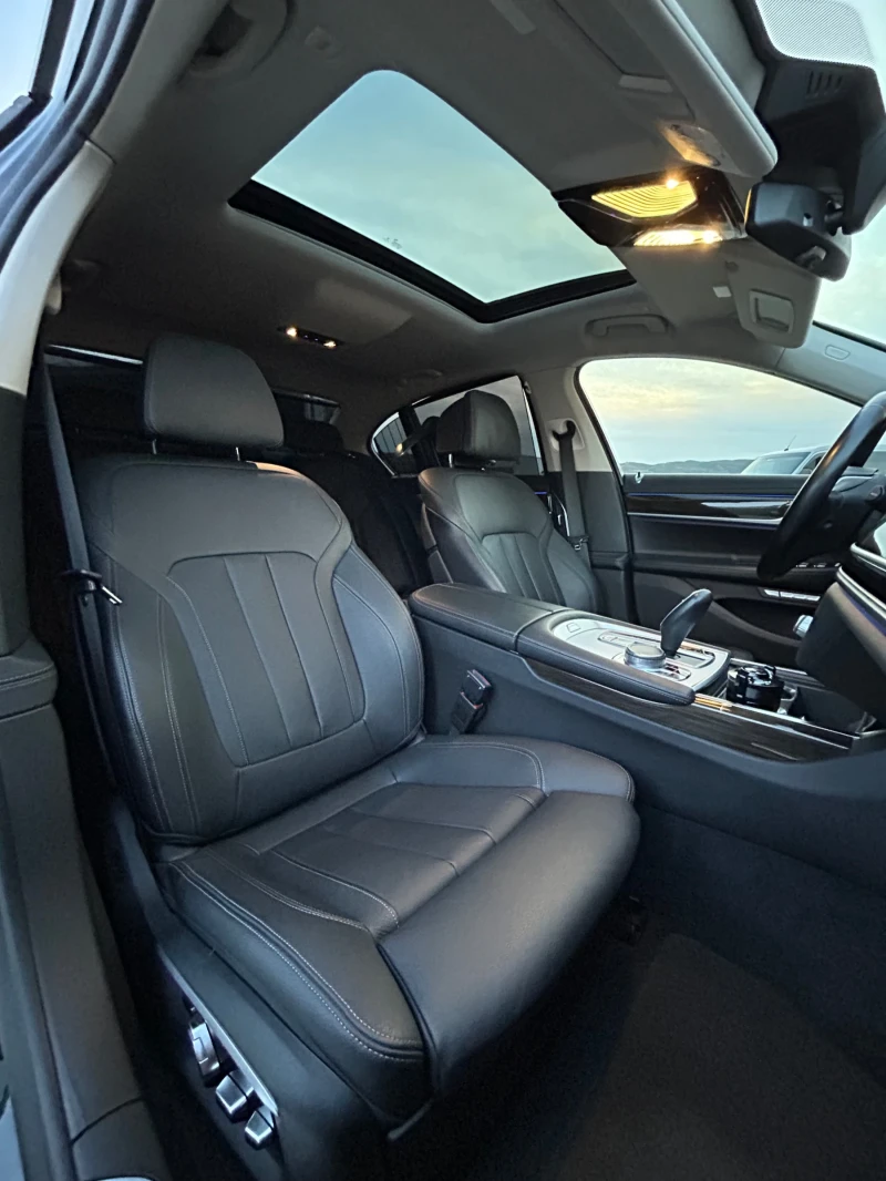 BMW 740 xDrive, снимка 10 - Автомобили и джипове - 52472393