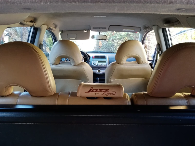 Honda Jazz, снимка 8 - Автомобили и джипове - 52473627