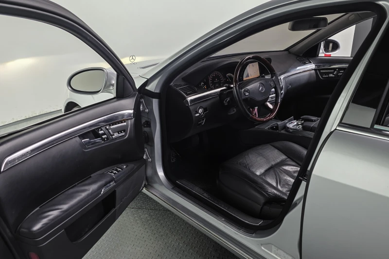 Mercedes-Benz S 500 65 AMG pack* Pano* TV* Обдухване, снимка 7 - Автомобили и джипове - 53187295