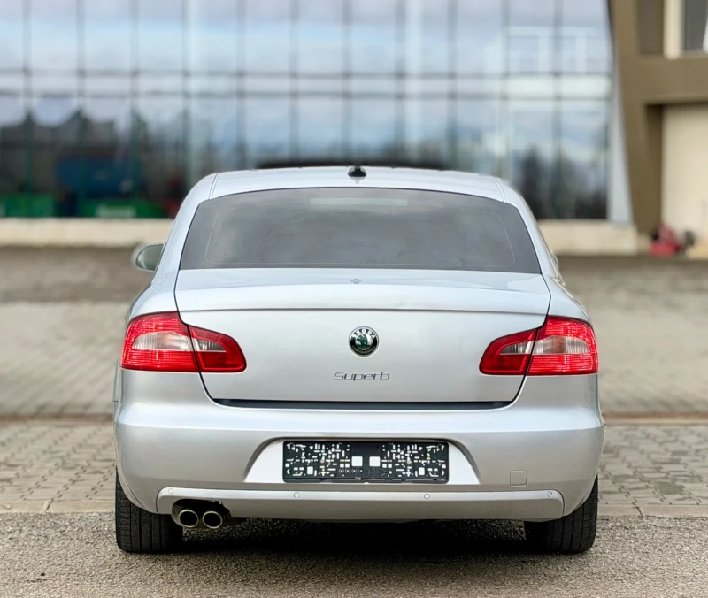 Skoda Superb 2.0TDi~170hp~4x4~XENON~NAVI~КОЖА, снимка 6 - Автомобили и джипове - 53290934