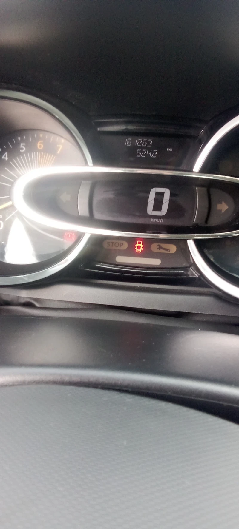 Renault Clio, снимка 8 - Автомобили и джипове - 53363183