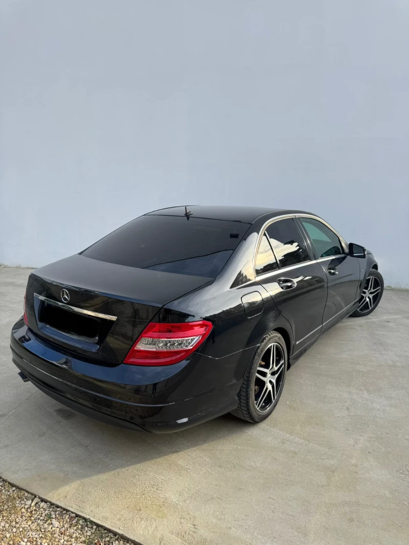 Mercedes-Benz C 250 w204, снимка 4 - Автомобили и джипове - 53597085