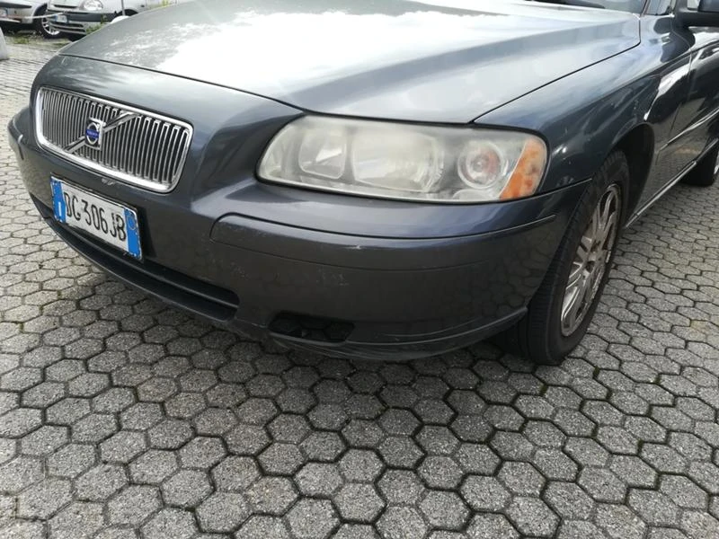 Volvo V70 2.4 D5/AUTOMAT ЗА ЧАСТИ , снимка 6 - Автомобили и джипове - 31202155