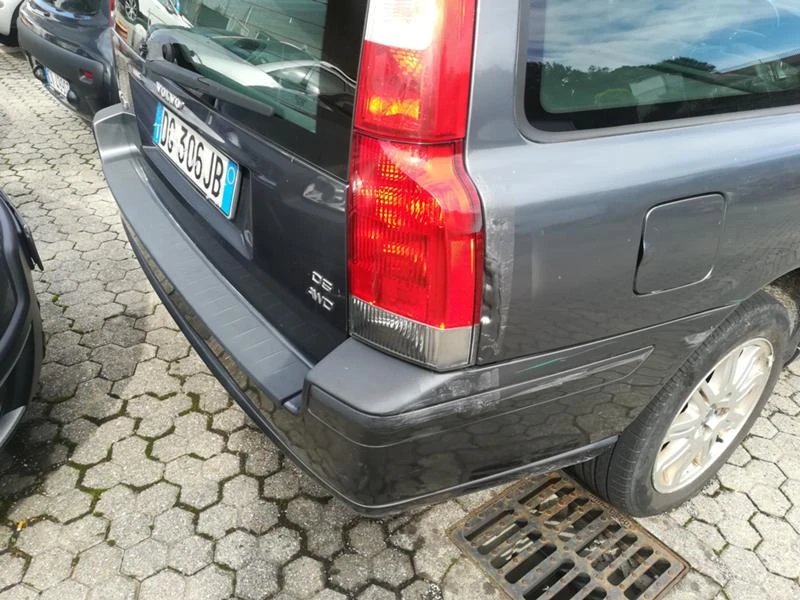 Volvo V70 2.4 D5/AUTOMAT ЗА ЧАСТИ  - изображение 5