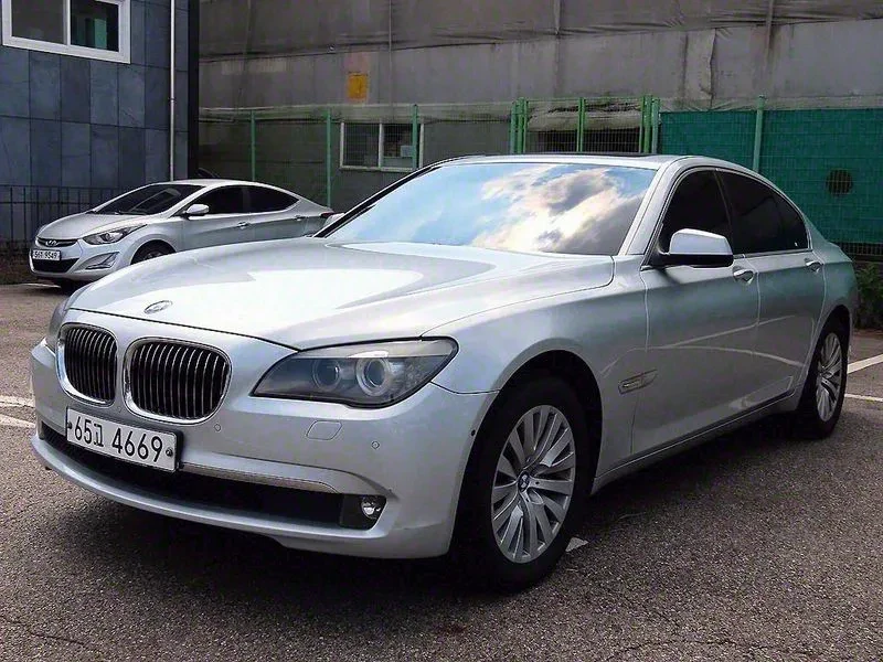 BMW 740 i, снимка 2 - Автомобили и джипове - 55204897