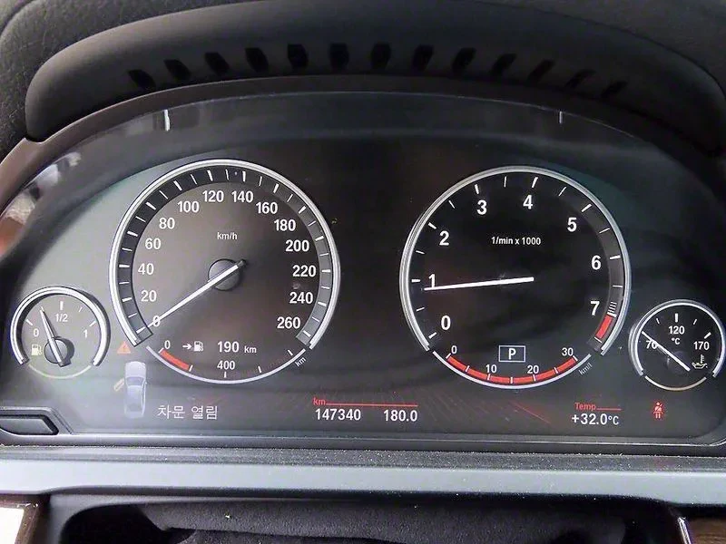 BMW 740 i, снимка 8 - Автомобили и джипове - 55204897