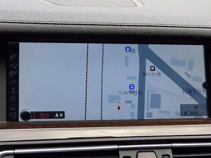BMW 740 i, снимка 13 - Автомобили и джипове - 55204897