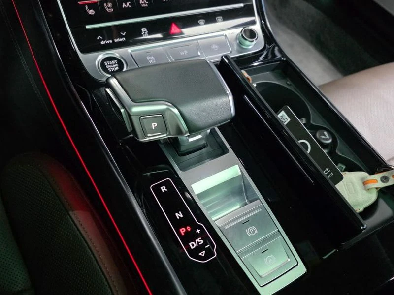 Audi A8 3.0 CZS Automatic, снимка 12 - Автомобили и джипове - 55450961