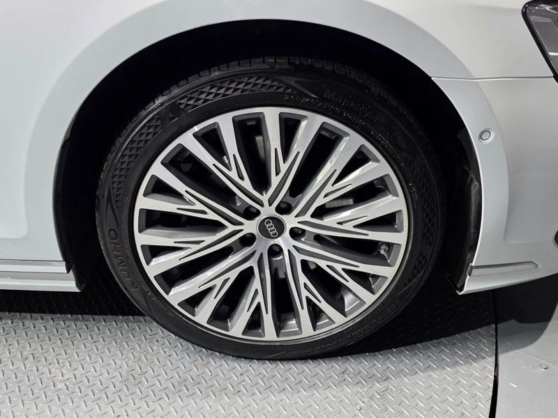 Audi A8 3.0 CZS Automatic, снимка 5 - Автомобили и джипове - 55450961
