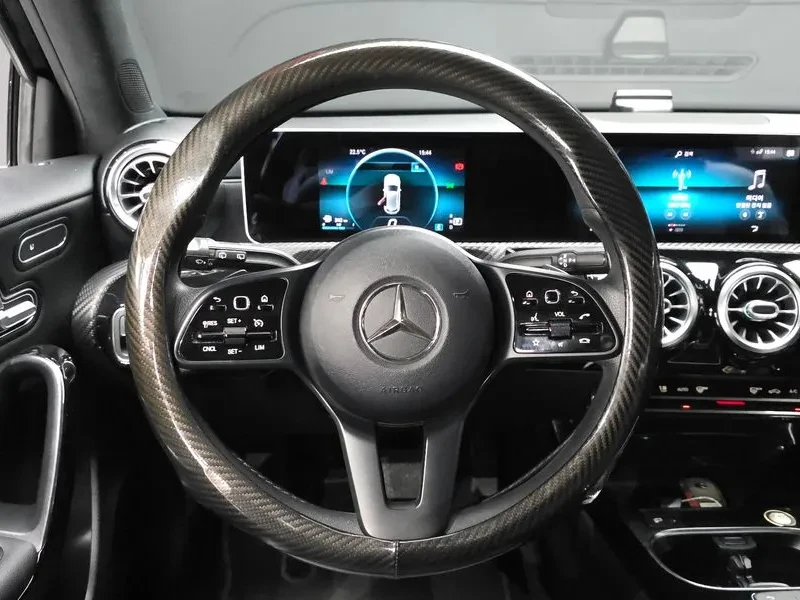 Mercedes-Benz A 200 Hatchback, снимка 13 - Автомобили и джипове - 55951539