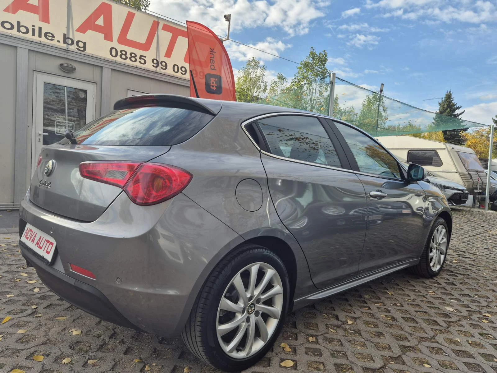 Alfa Romeo Giulietta 1.4TURBO-DISTINCTIVE - изображение 4