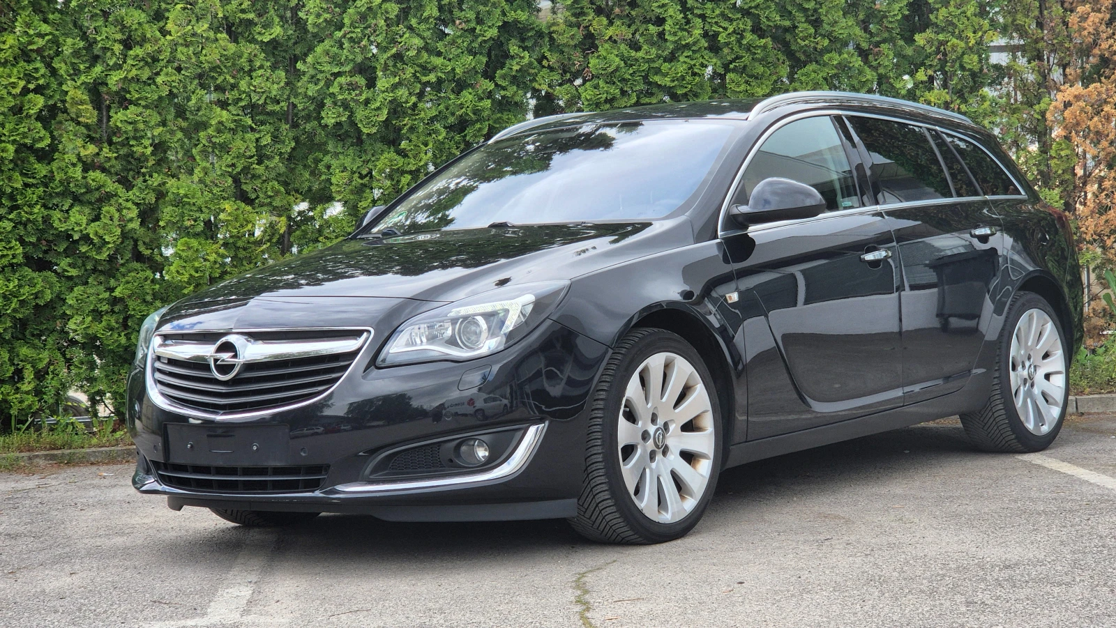 Opel Insignia 2.0CDTI/АВТОМАТ/KEYLESS/FACE/ПОДГРЕВИ/NAVI/CAM/ACC - изображение 2