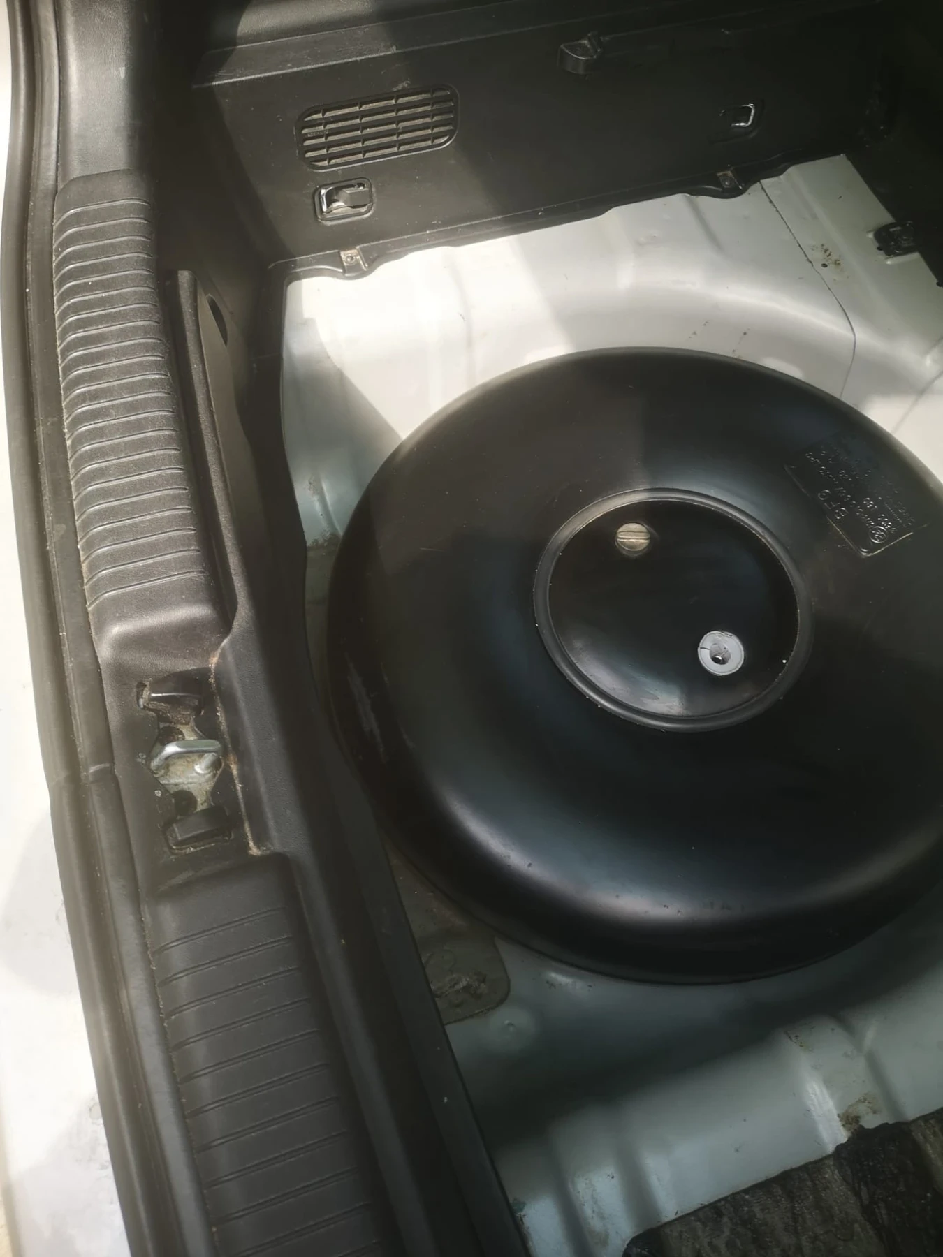 Kia Venga  - изображение 8