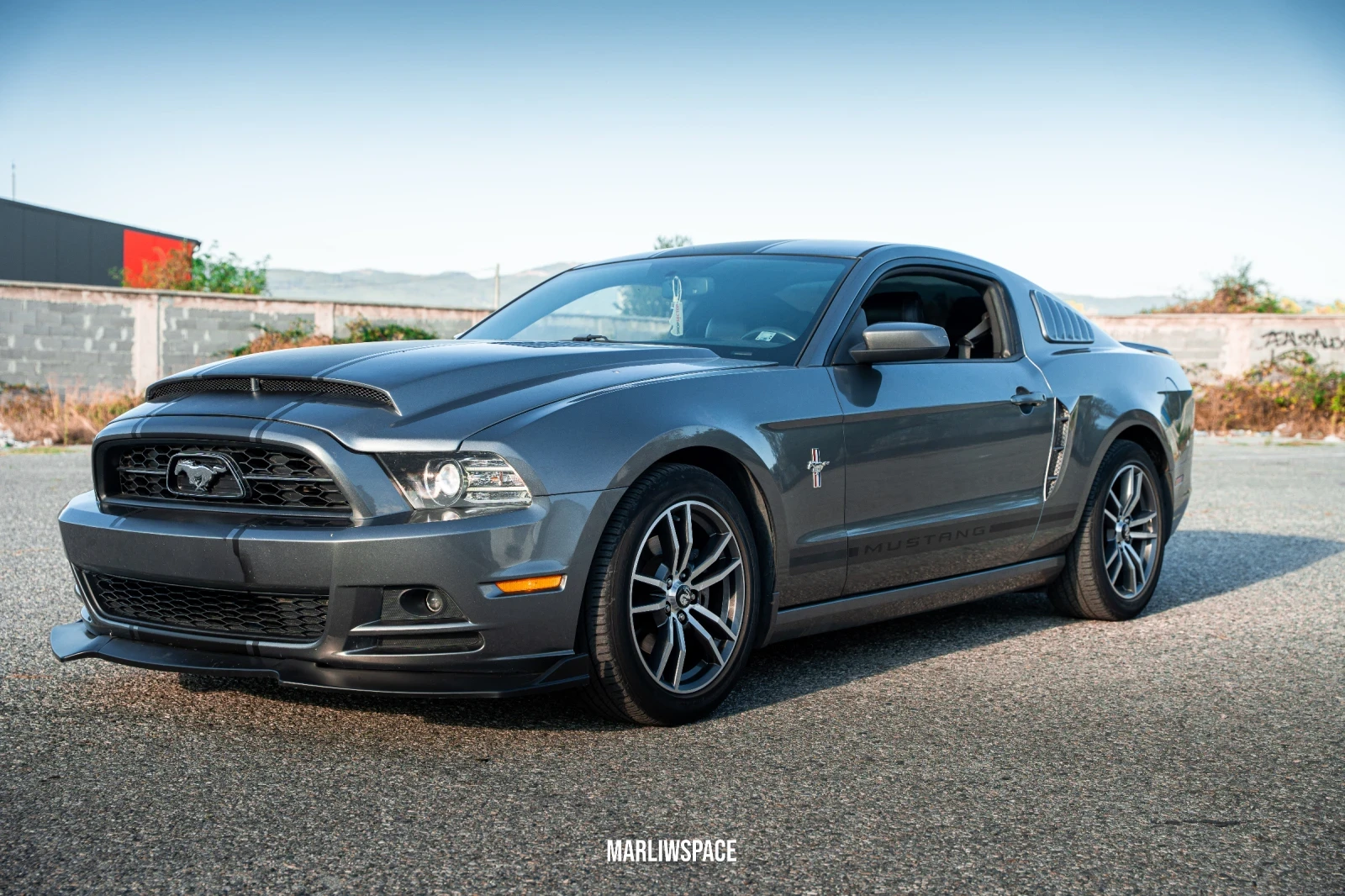 Ford Mustang Premium PONY  - изображение 3