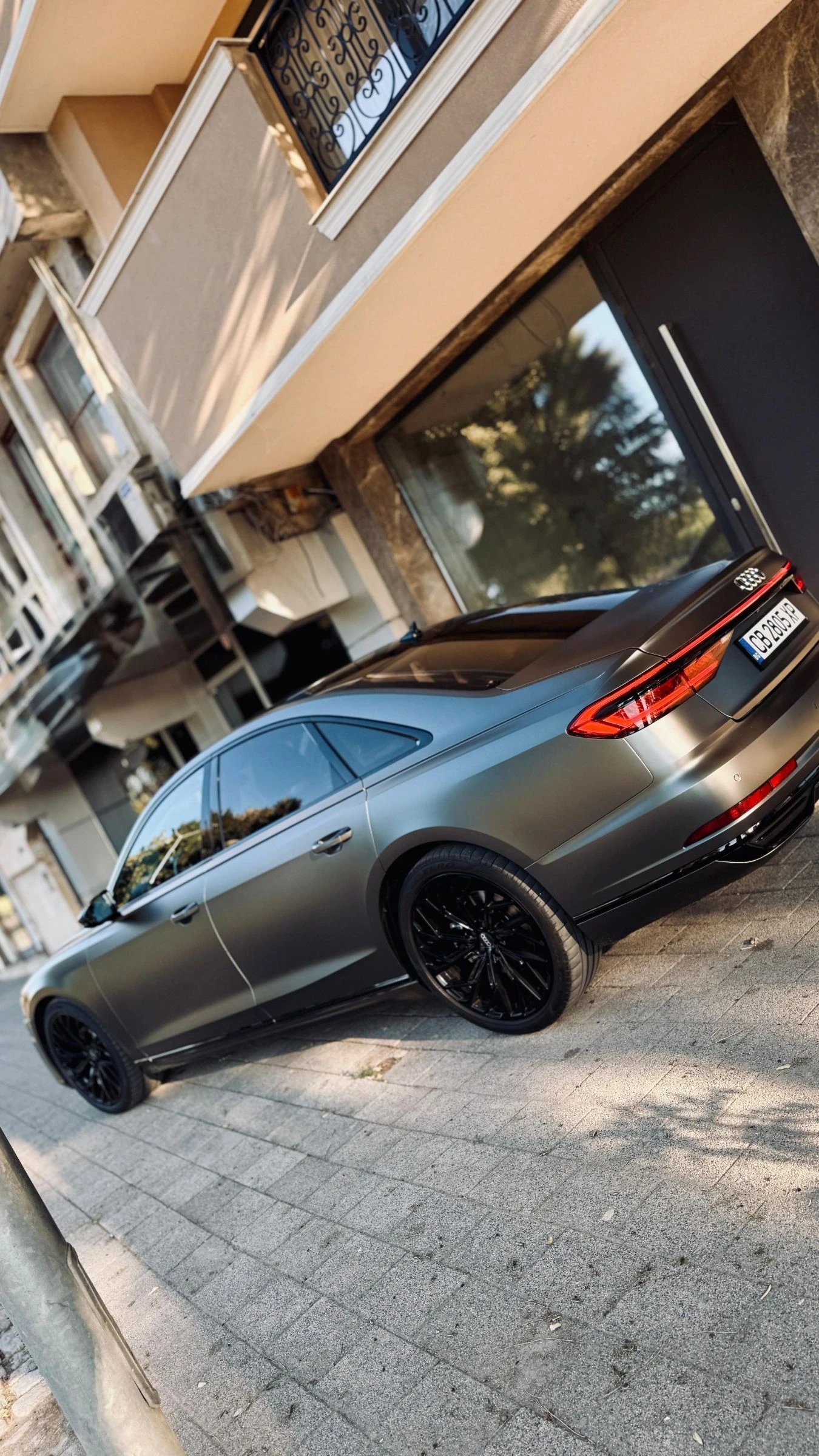 Audi A8 50TDI - 350 к.с. МATRIX, Лизинг само с лична карта - изображение 10