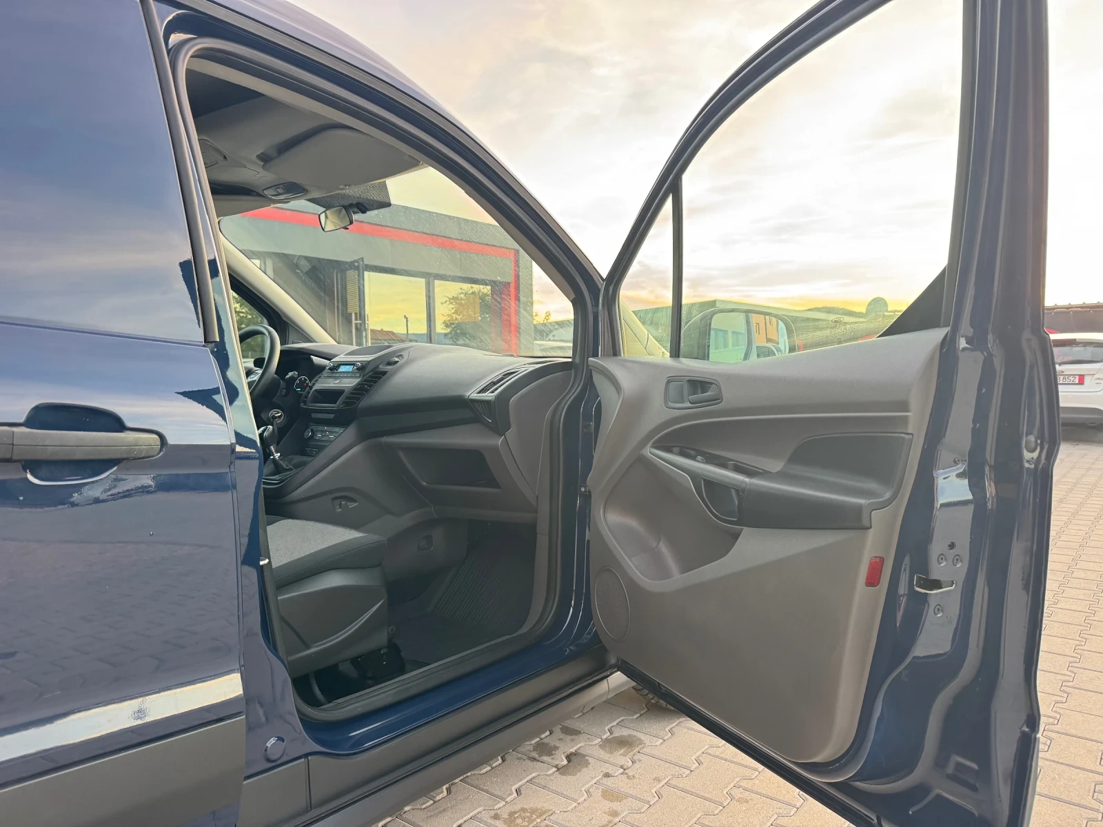 Ford Connect 1.5TDCI EURO-6 MAXXI | Mobile.bg — изображение 14