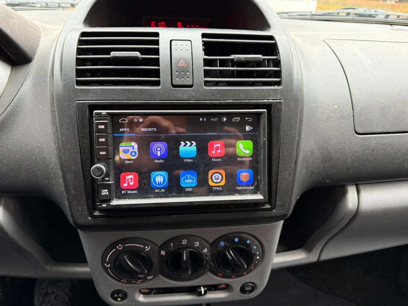 Subaru Justy  1.4   4x4 | Mobile.bg   9