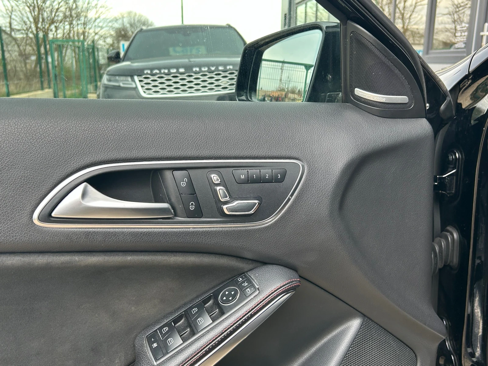 Mercedes-Benz GLA 180 AMG Line 2017 Panorama  | Mobile.bg   13