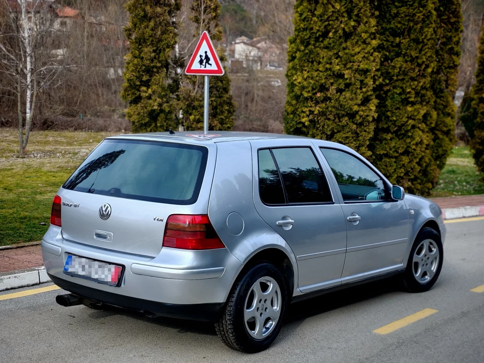 VW Golf 1.9TDI(90)* GT-EDITION* FACELIFT* ��� ����*  | Mobile.bg � ����������� 7
