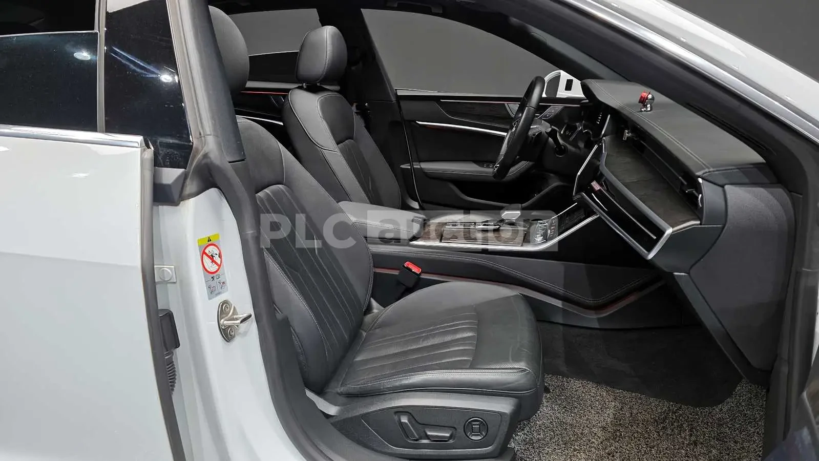 Audi A7 360/ОБДУХ/ПОДГРЕВ/ПАНО, снимка 11 - Автомобили и джипове - 53952684