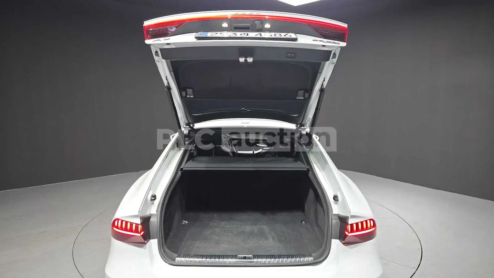 Audi A7 360/ОБДУХ/ПОДГРЕВ/ПАНО, снимка 14 - Автомобили и джипове - 53952684