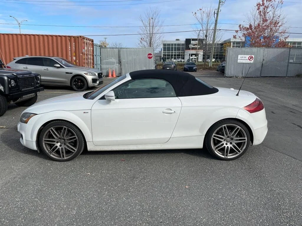 Audi Tt 3.2* quattro* Roadster* AвтоКредит * (ЦЕНА ДО БГ), снимка 2 - Автомобили и джипове - 54003773