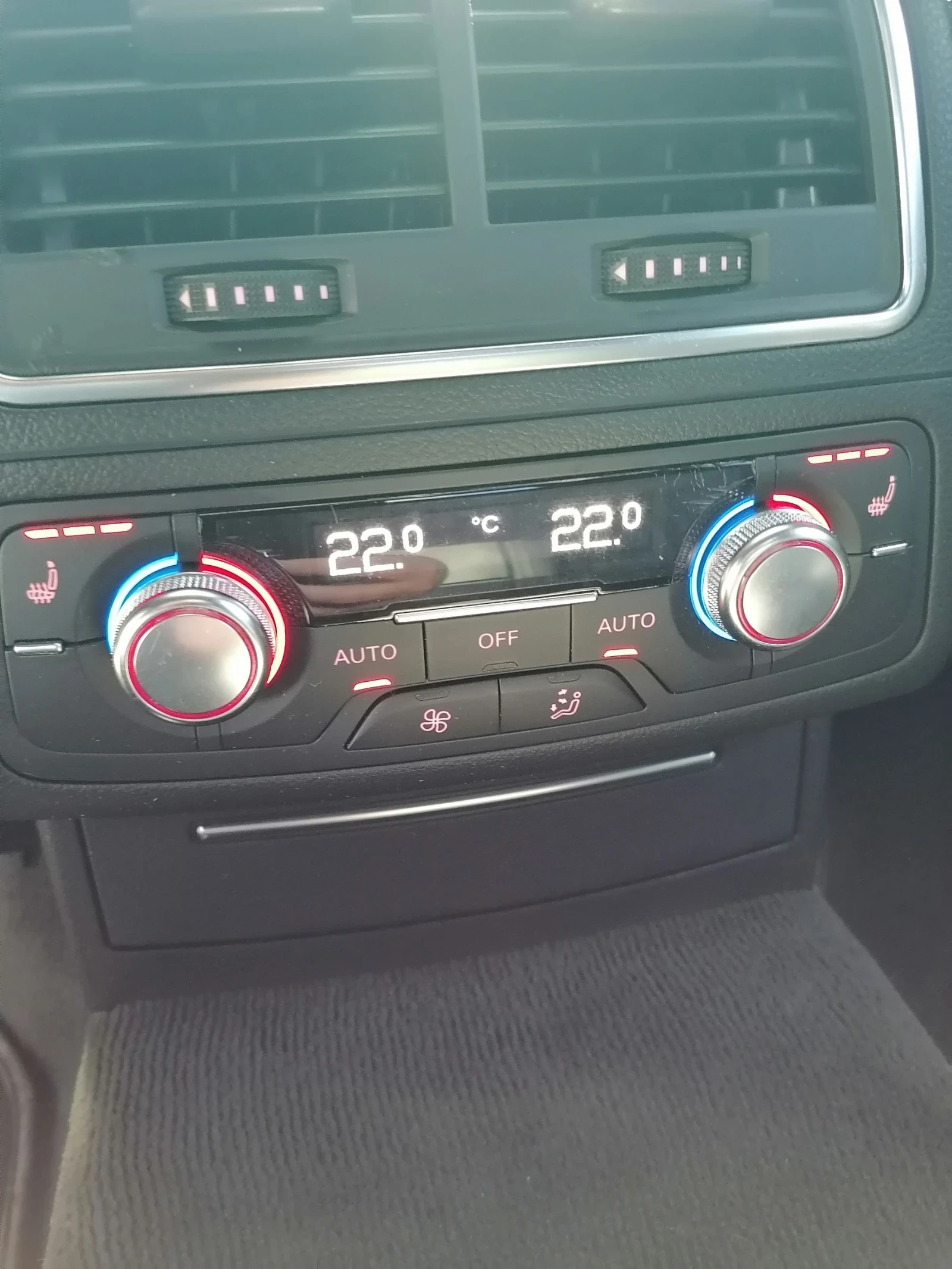 Audi A7 Rs7/LED/3xS-line/8ZF, снимка 12 - Автомобили и джипове - 54589551