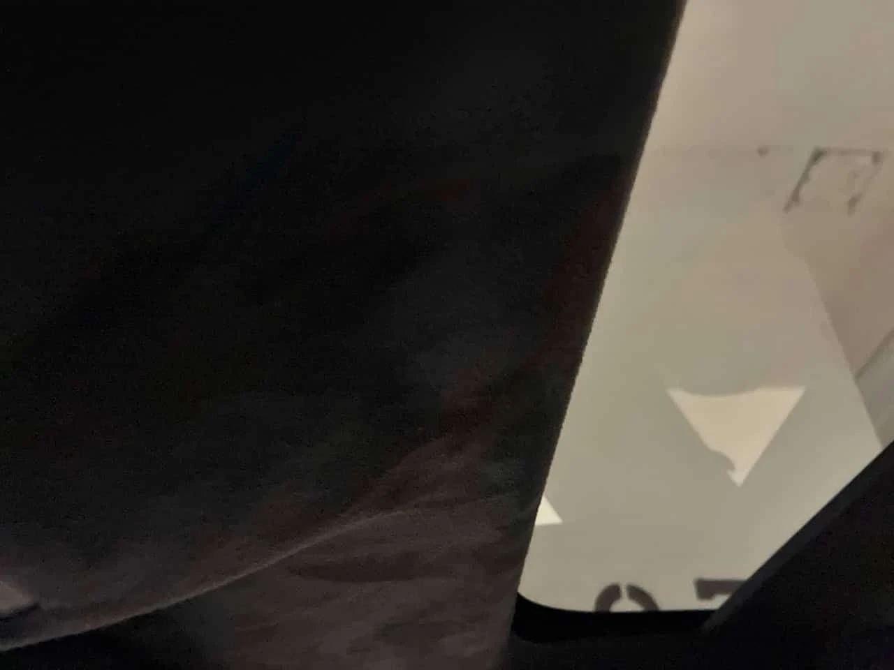 Jaguar E-pace * First Edition * КАМЕРА * ПОДГРЕВ * ПАМЕТ, снимка 14 - Автомобили и джипове - 54217788