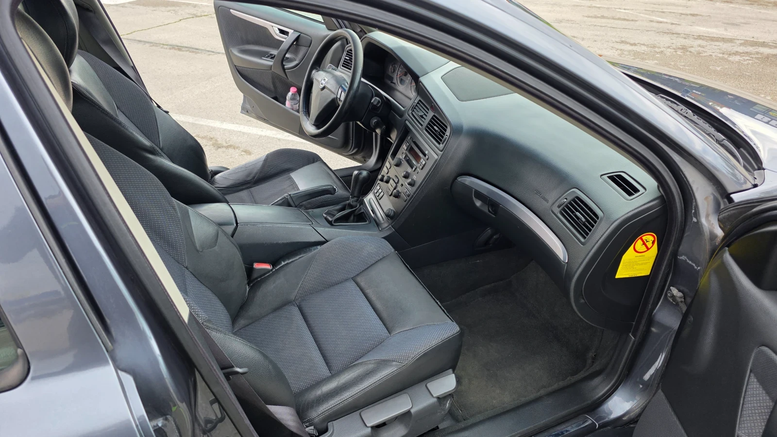 Volvo S60 D5, снимка 11 - Автомобили и джипове - 54376353