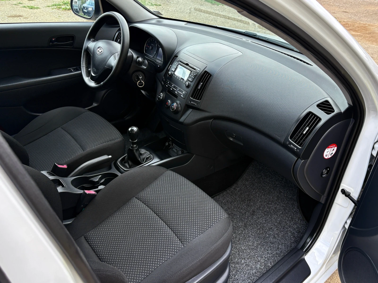 Hyundai I30 1.4i 1-����������# ������ 159 000��# | Mobile.bg � ����������� 8