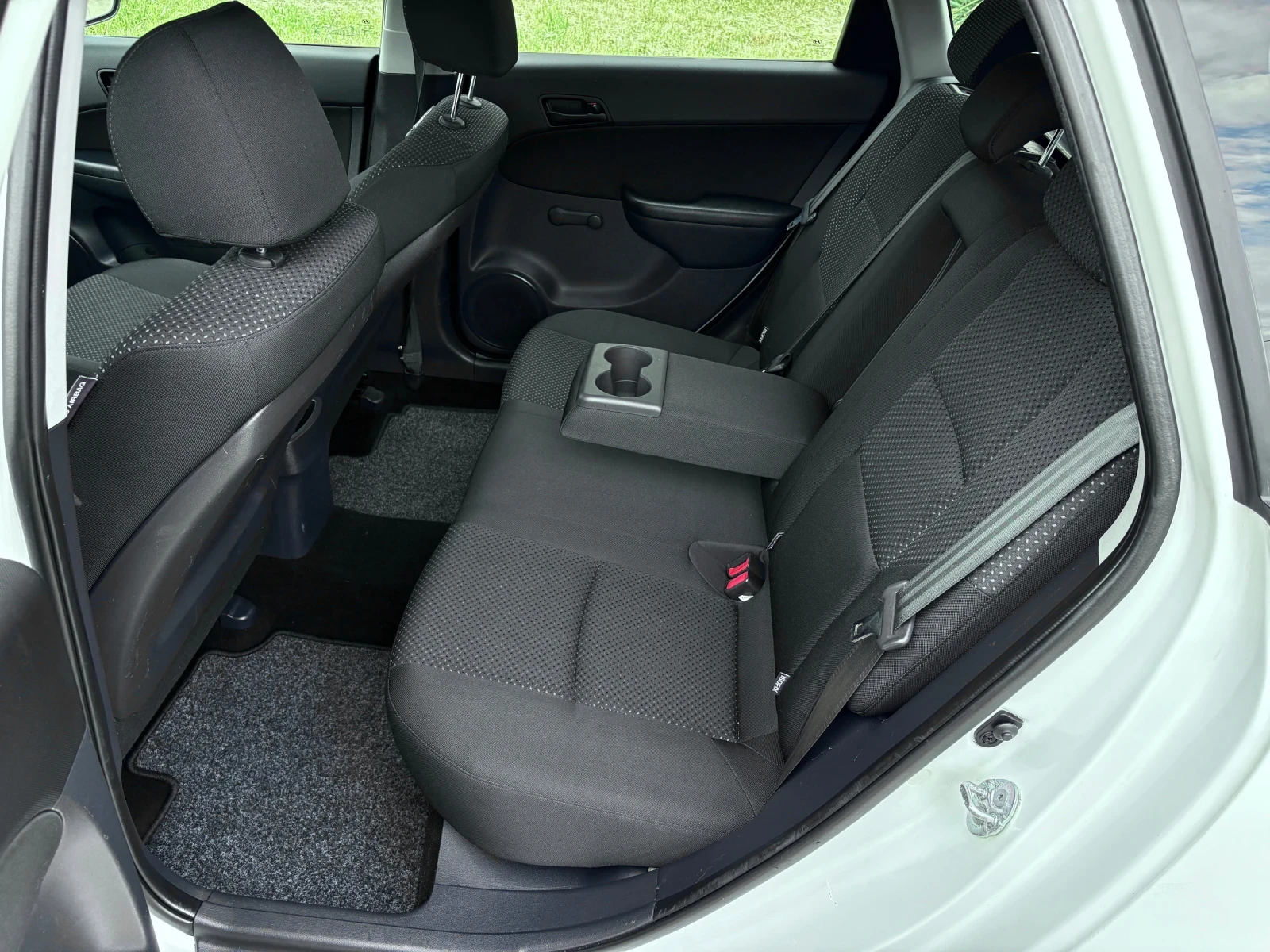 Hyundai I30 1.4i 1-����������# ������ 159 000��# | Mobile.bg � ����������� 9