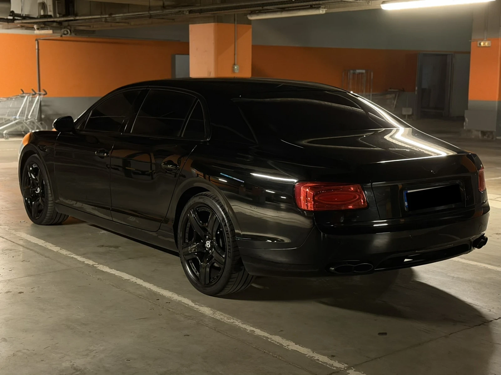 Bentley Flying Spur V8, снимка 5 - Автомобили и джипове - 54671835